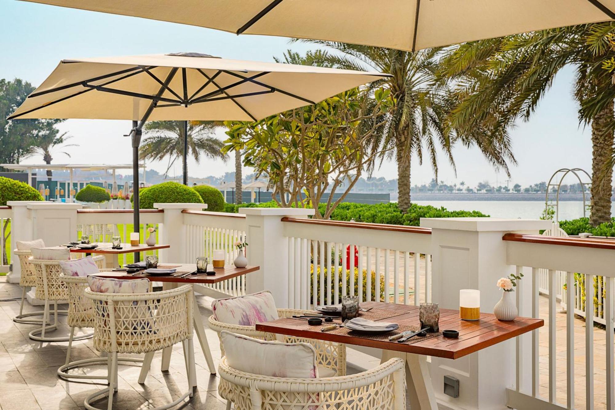 Hotel The St. Regis Abu Dhabi Esterno foto The Beach
