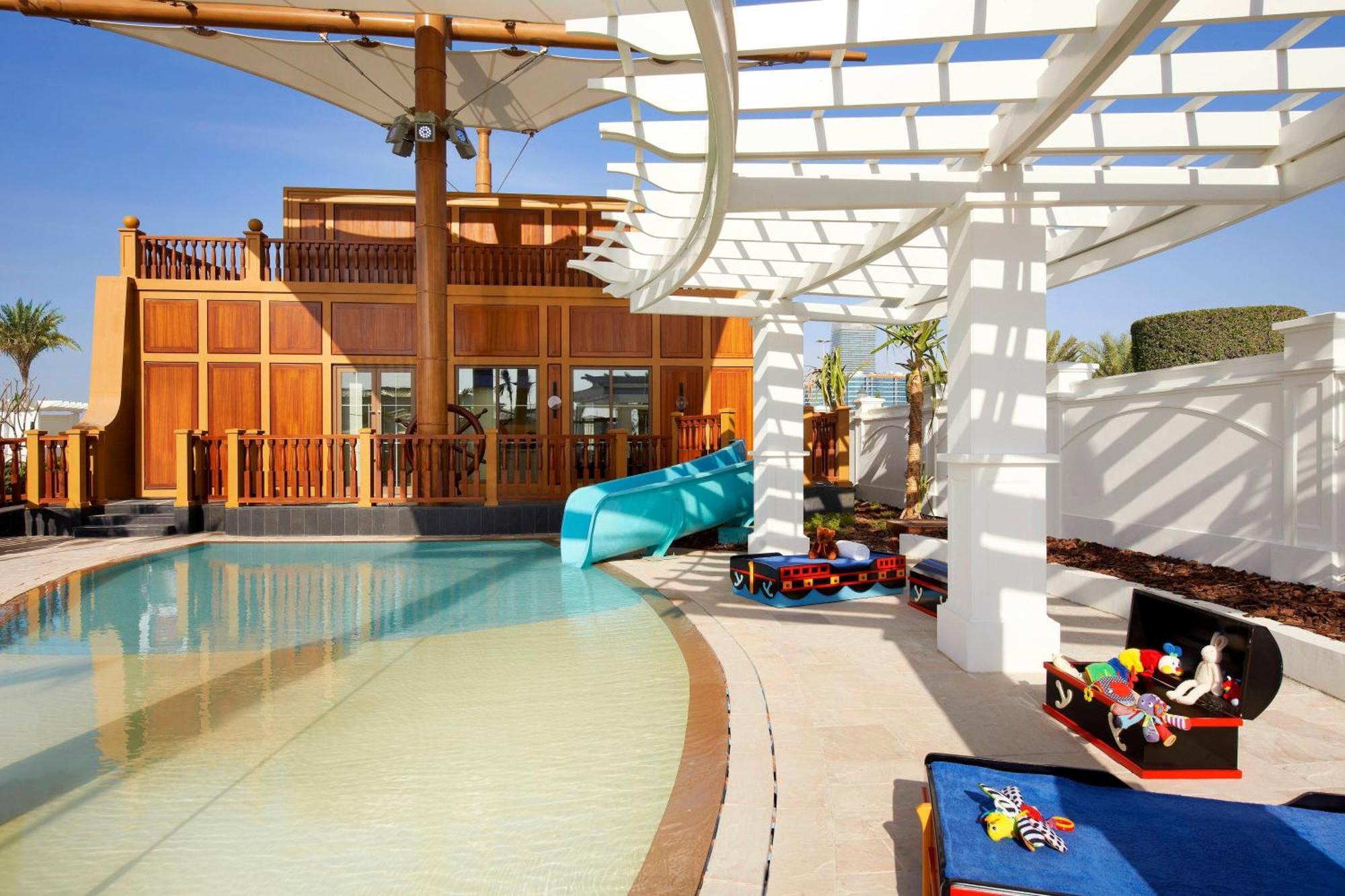Hotel The St. Regis Abu Dhabi Esterno foto The Cove